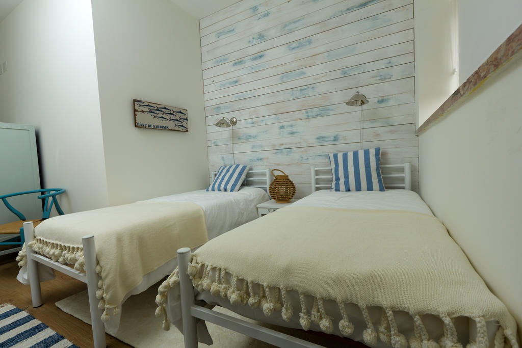 Turismo Do Seculo Hotell Estoril Rom bilde A guest room at the hotel